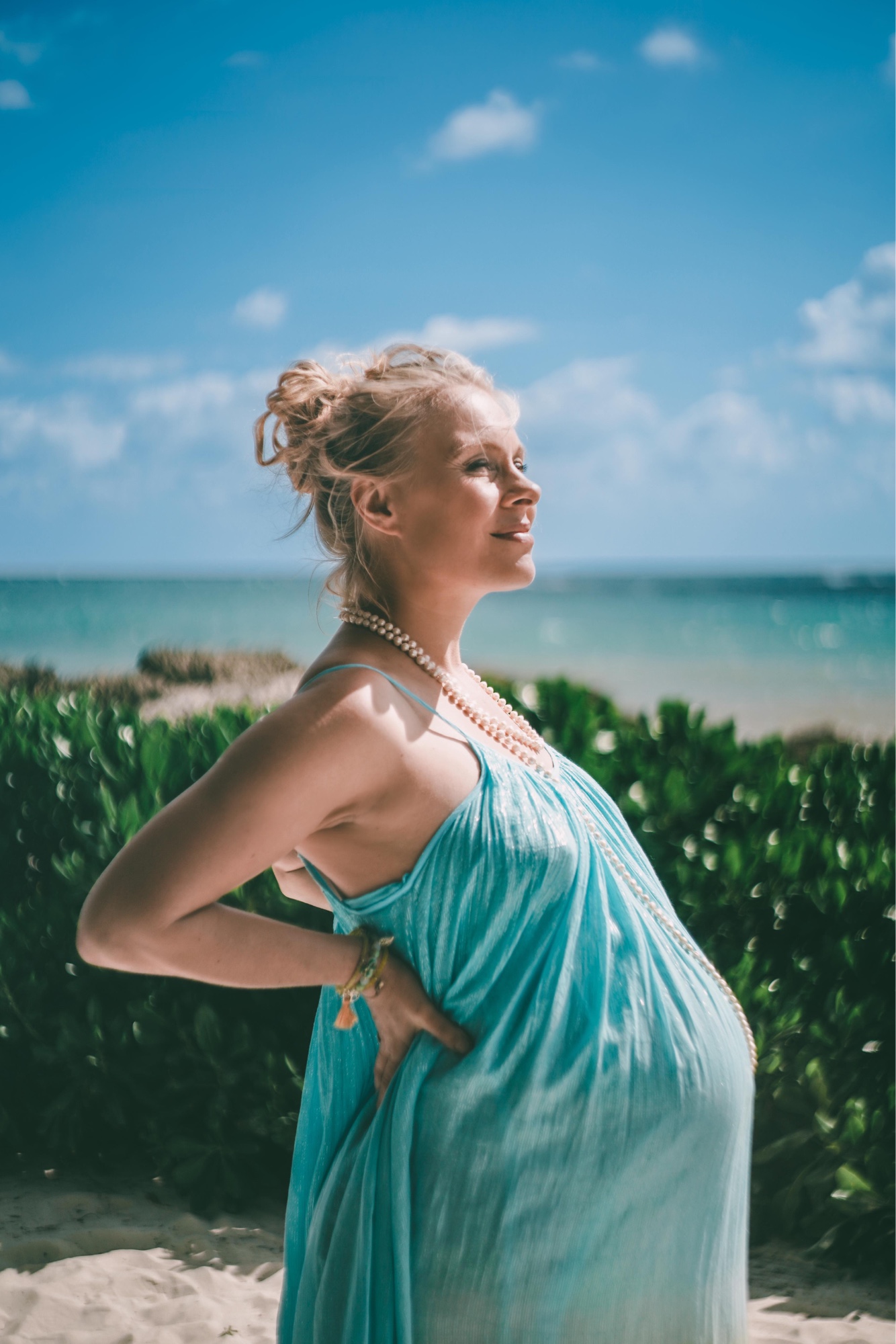 Beach maternity session, Playa del Carmen