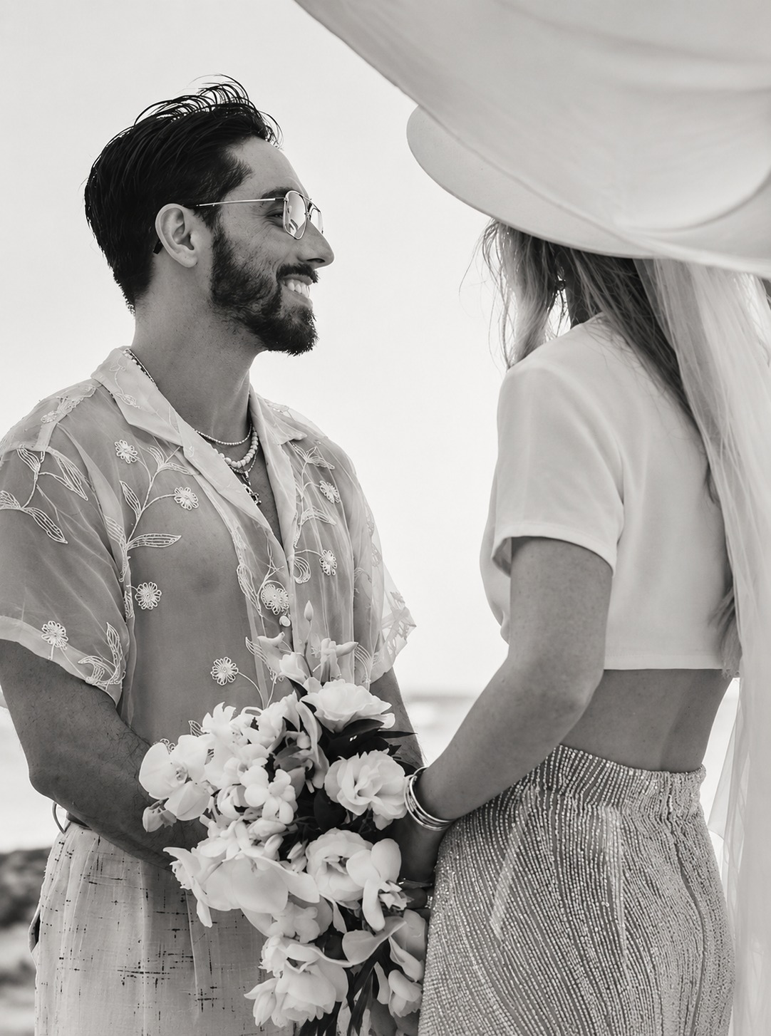 Wedding couple, soft editorial moment - Riviera Maya